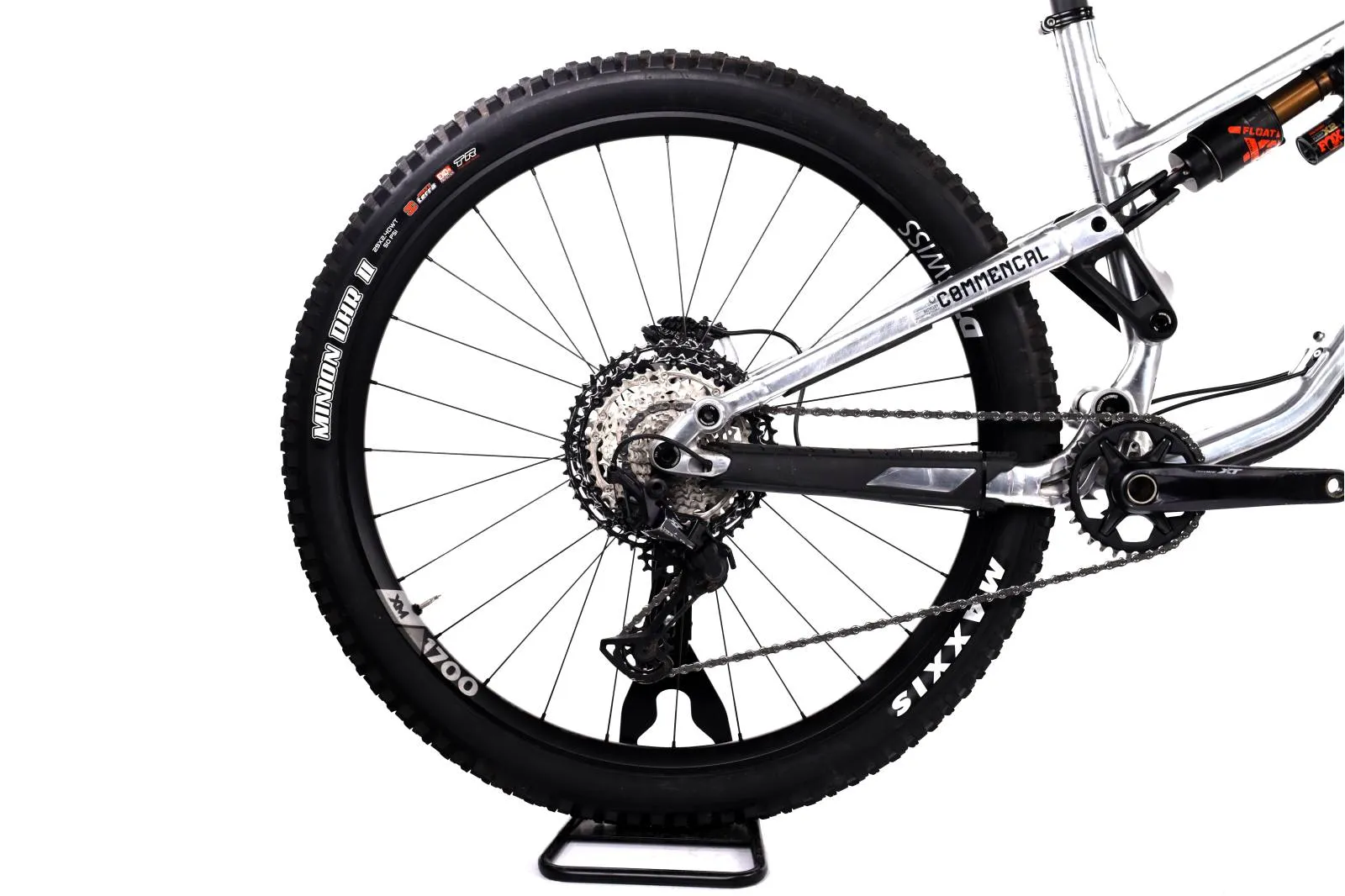 Commencal META TR V4 2022 - Shimano Deore XT 1x12sp - DT Swiss XM1700
