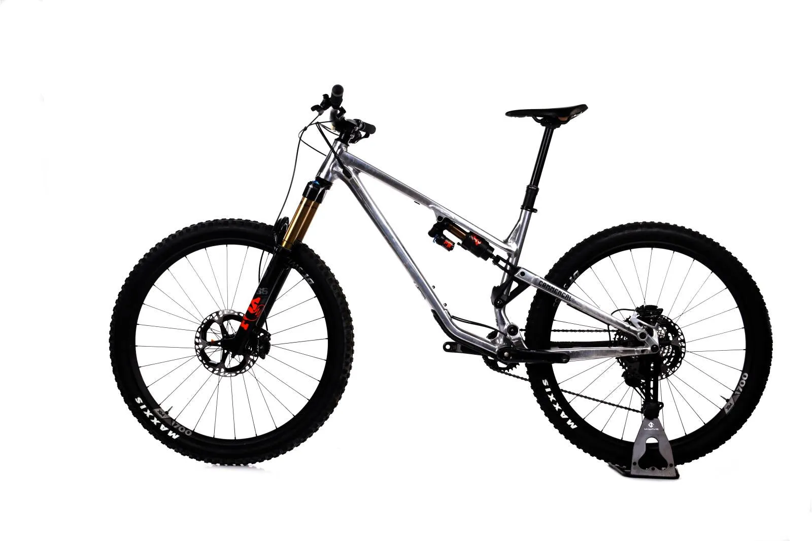 Commencal META TR V4 2022 - Shimano Deore XT 1x12sp - DT Swiss XM1700