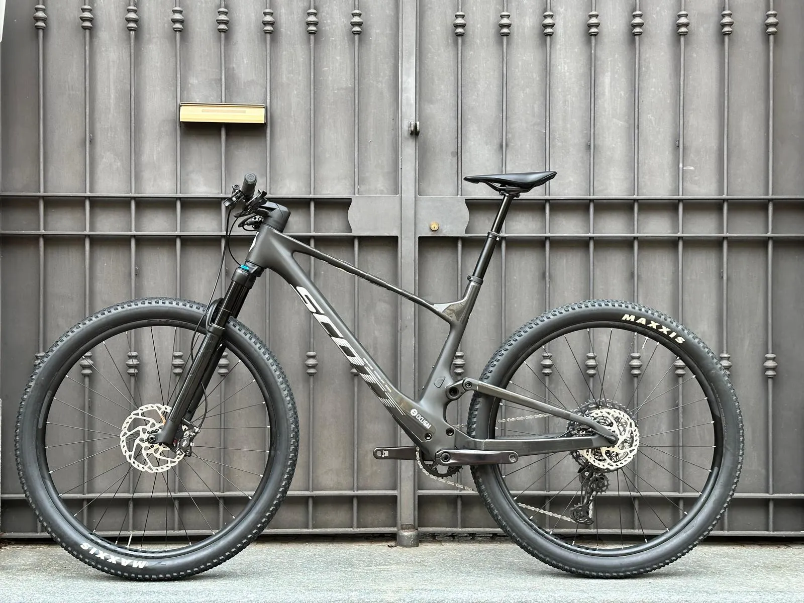 Scott Spark RC Team 2023 - Shimano XT - Syncros Silverton