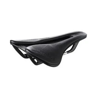 Selle Italia Novus Boost Evo Superflow Saddle (Black)